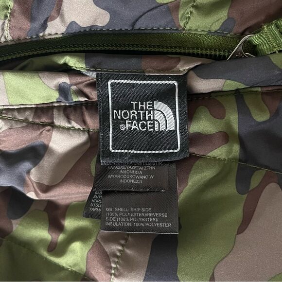 North Face Reversible Puffer Jacket Boys Large 14-16 Camo Insulated Quilted Coat - Picture 10 of 13